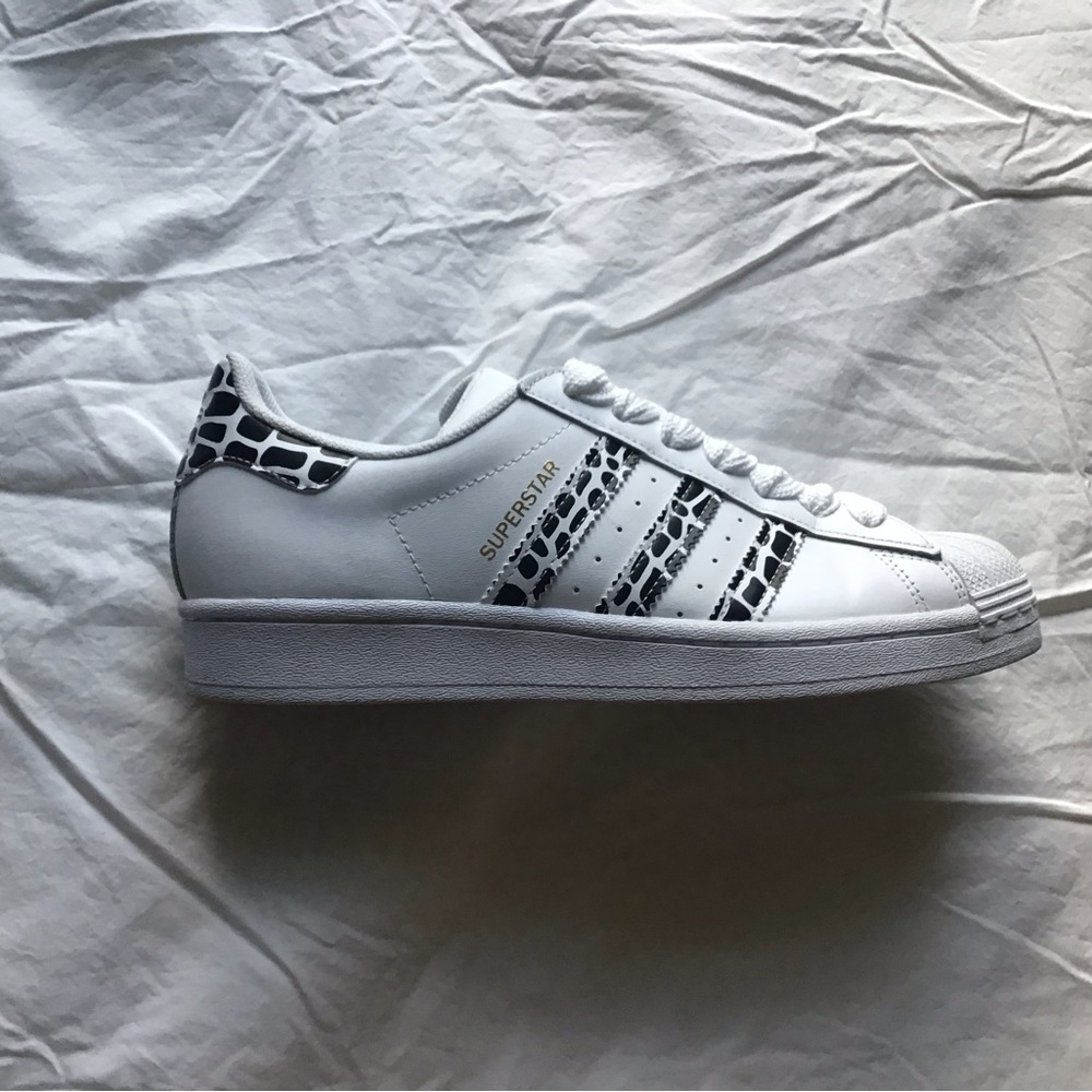 adidas Originals Superstar FV3452 Women's Low Trainers White